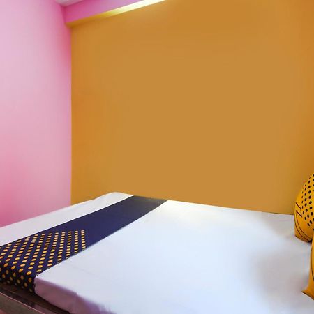 Spot On Hotel O Maa Rakhakali Bhawan Garden Reach Luaran gambar